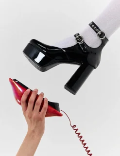 Lamoda Platform><noscript><img width=