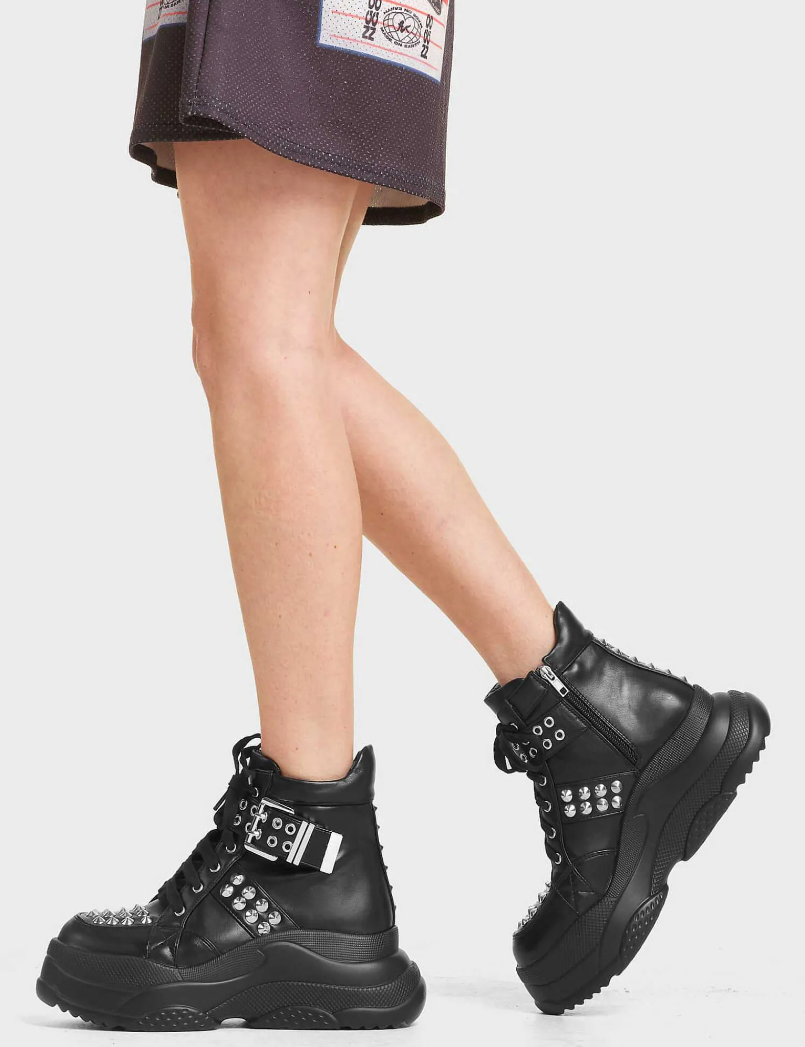 Lamoda Sneakers>Lost It All Chunky Platform Sneakers