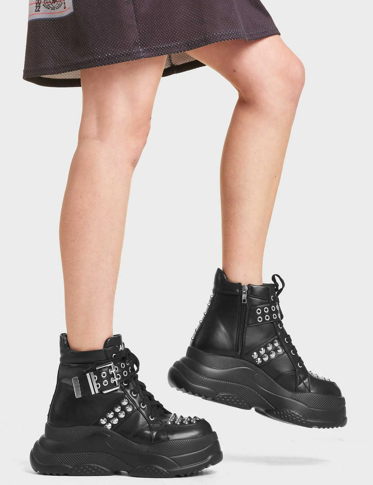 Lamoda Sneakers>Lost It All Chunky Platform Sneakers