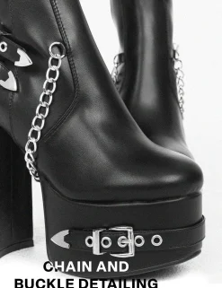 Lamoda Platform><noscript><img width=